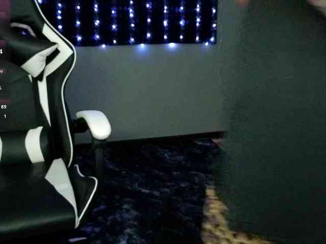 DarkPrincess webcam