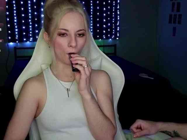 DarkPrincess webcam
