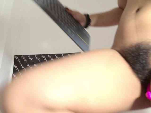 RoxaneEvans webcam