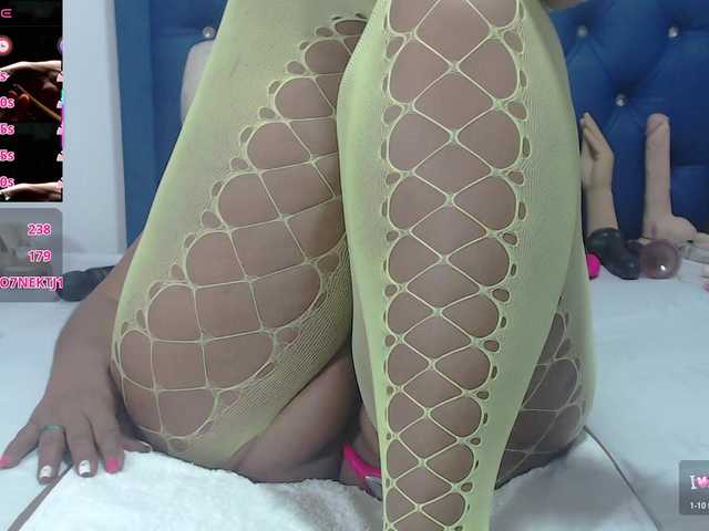 Lili-hung1's BongaCams show and profile