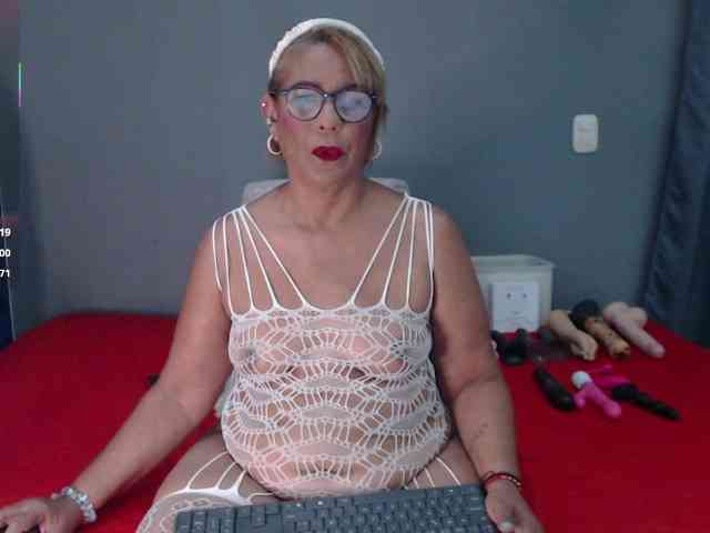 Lili-hung1 webcam