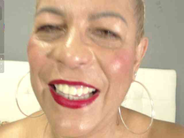 Lili-hung1 webcam
