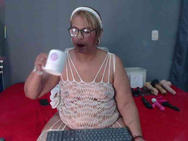 Lili-hung1 webcam