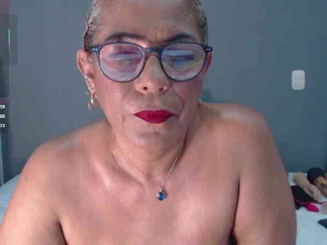 Lili-hung1 webcam