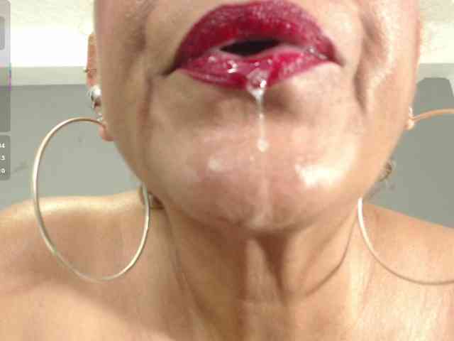 Lili-hung1 webcam