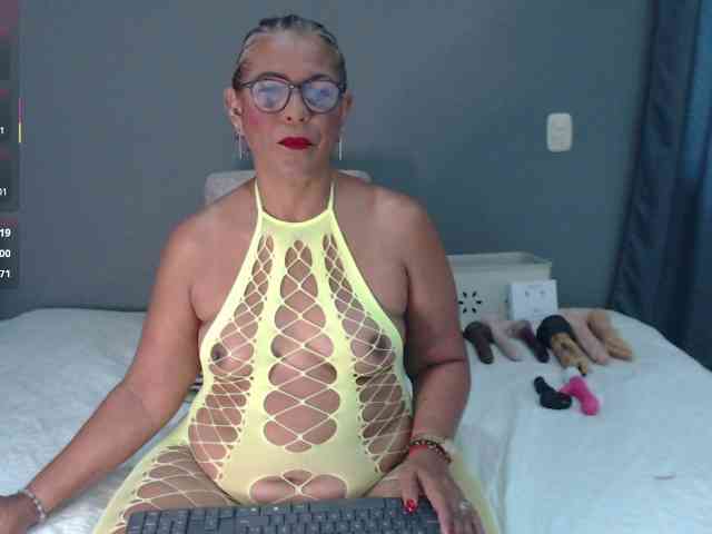 Lili-hung1 webcam
