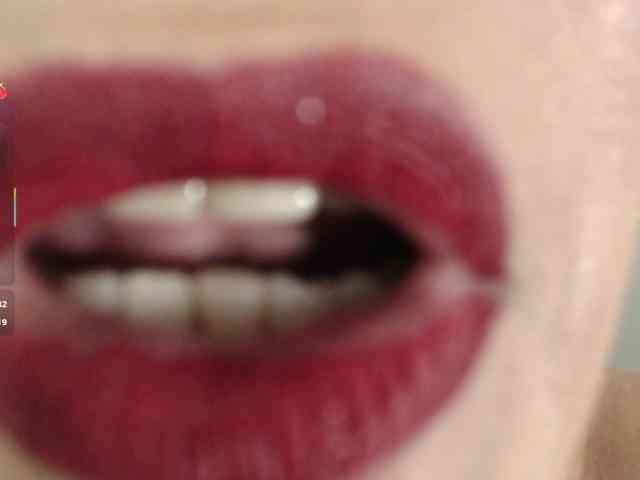 Lili-hung1