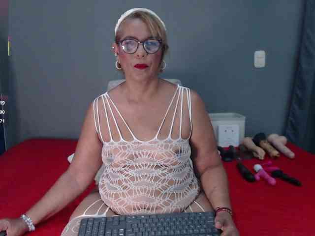 Lili-hung1 webcam
