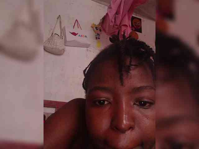 sexy-buttress webcam