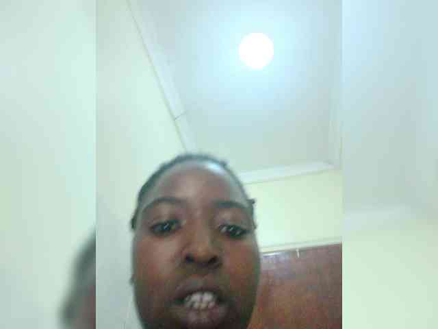 sexy-buttress Live Webcam on BongaCams