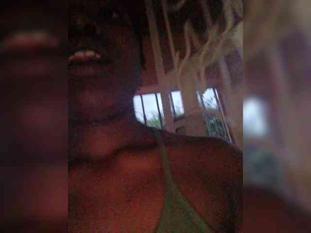 sexy-buttress webcam