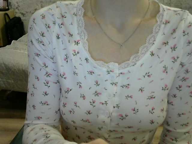 Affectionate-Fairy's BongaCams show and profile