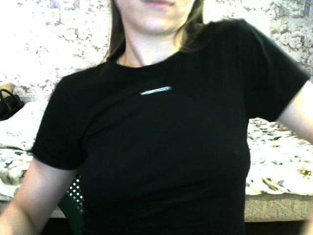 Affectionate-Fairy's BongaCams show and profile