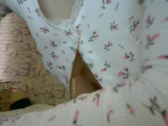 Affectionate-Fairy's BongaCams show and profile