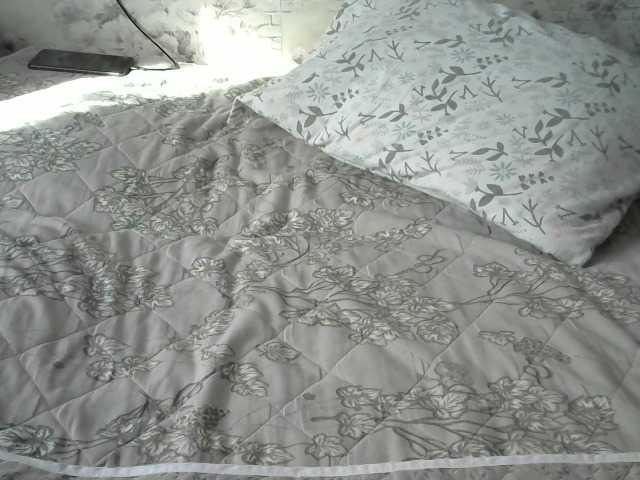 Affectionate-Fairy's BongaCams show and profile