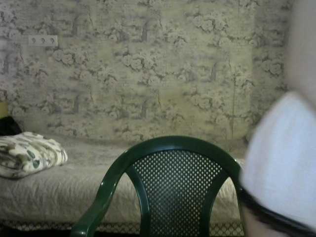 Affectionate-Fairy's BongaCams show and profile