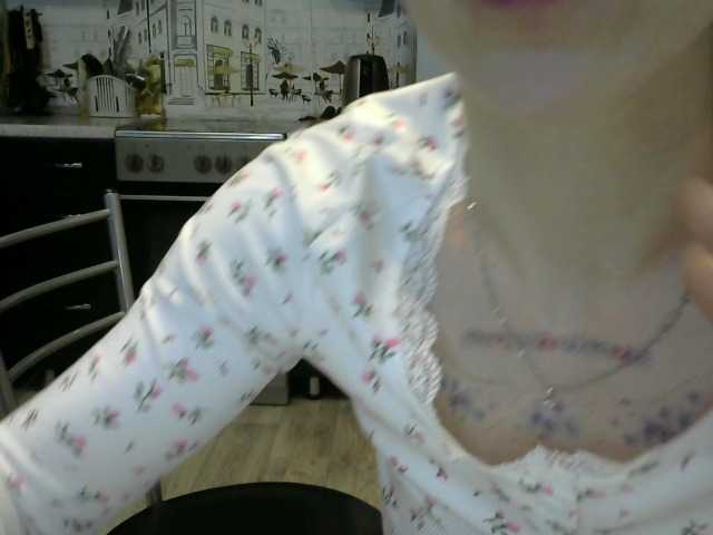 Affectionate-Fairy's BongaCams show and profile