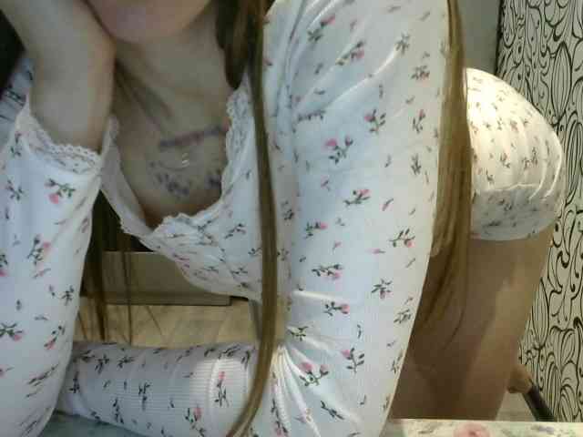 Affectionate-Fairy webcam