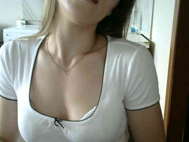 Affectionate-Fairy webcam