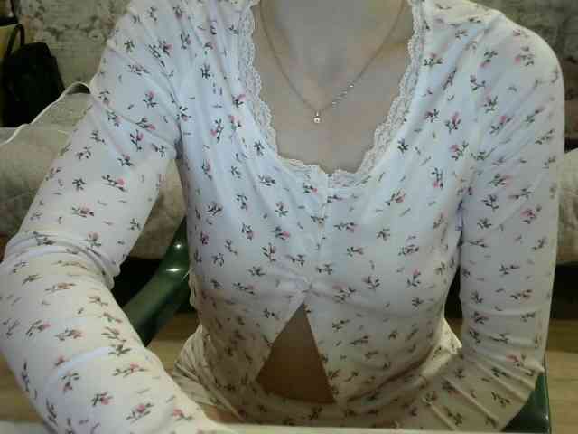 Affectionate-Fai... Live Webcam on BongaCams