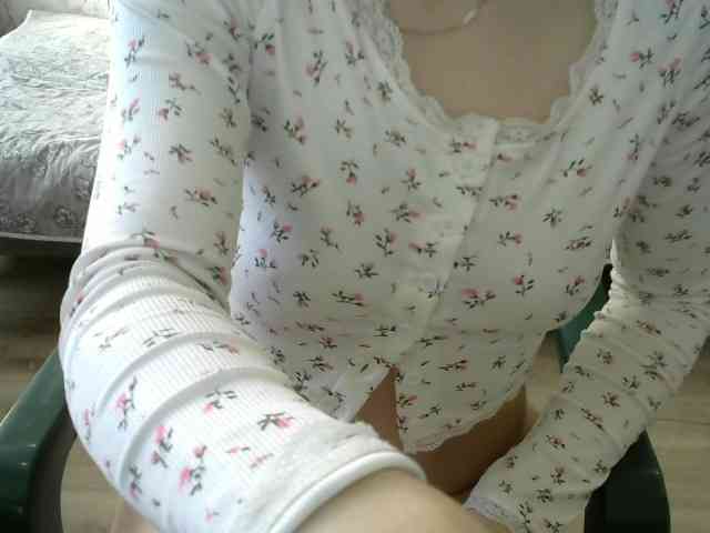 Affectionate-Fairy webcam