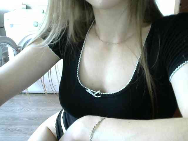 Affectionate-Fairy webcam