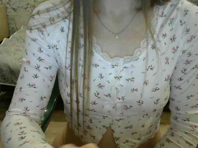 Affectionate-Fairy webcam