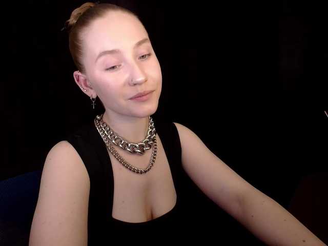 SindiWatson's BongaCams show and profile