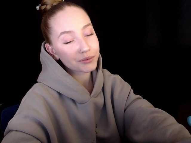 SindiWatson's BongaCams show and profile