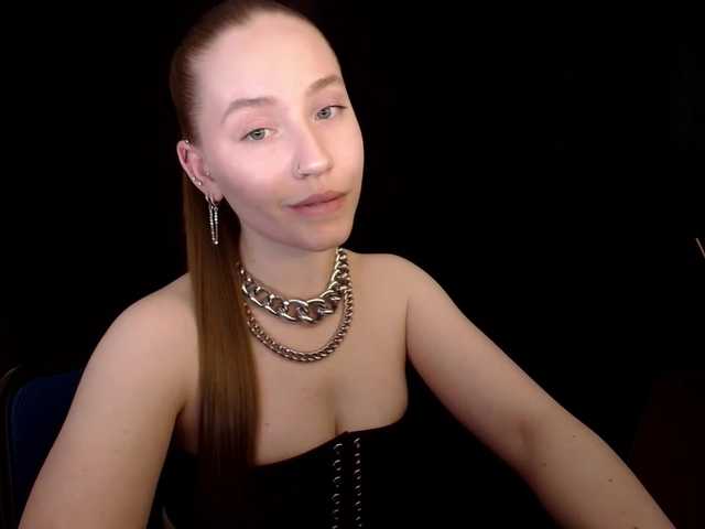 SindiWatson's BongaCams show and profile