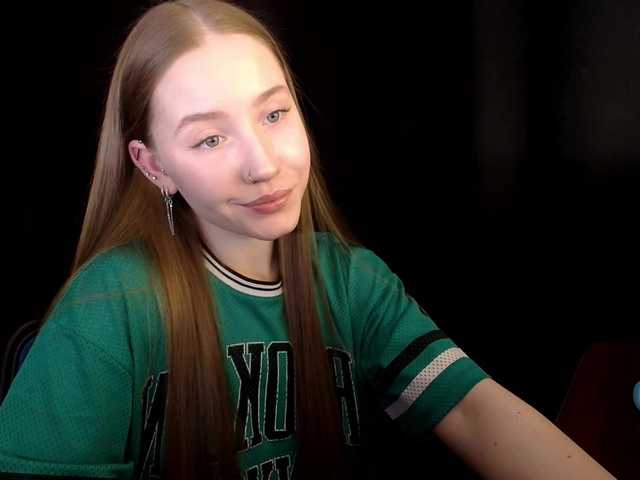 SindiWatson's BongaCams show and profile