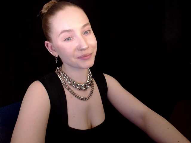 SindiWatson's BongaCams show and profile