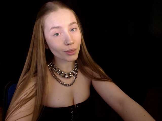 SindiWatson's BongaCams show and profile