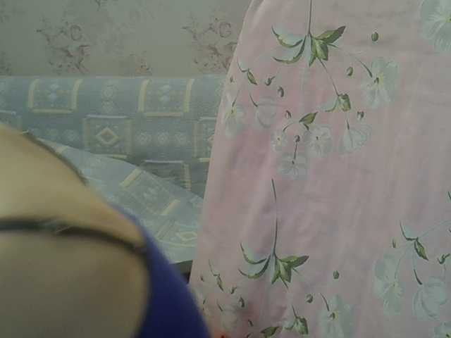  Red-Rose-777 chat room