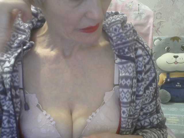 Red-Rose-777 webcam