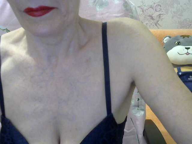  Red-Rose-777 chat room