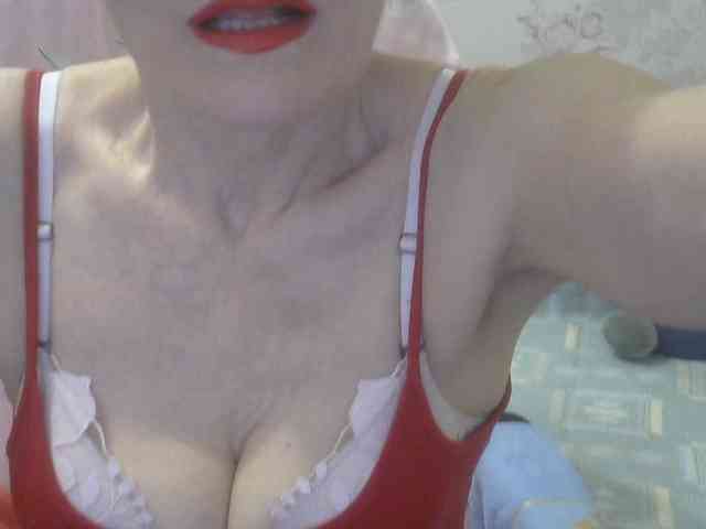 Red-Rose-777 webcam