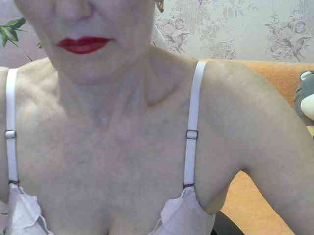 Red-Rose-777 webcam