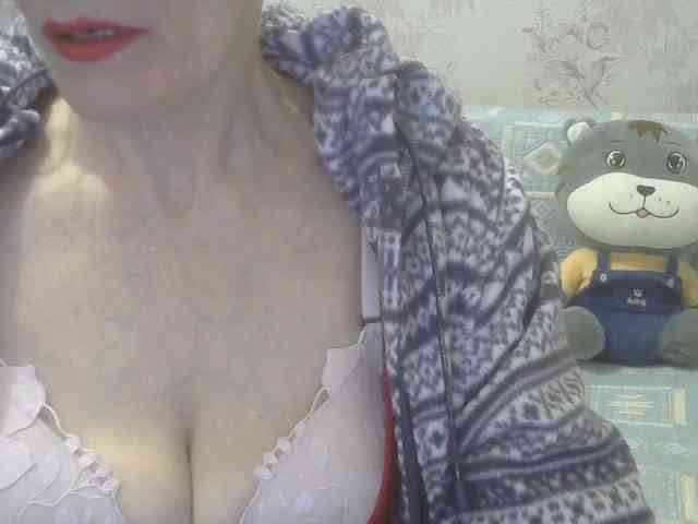 Red-Rose-777 webcam
