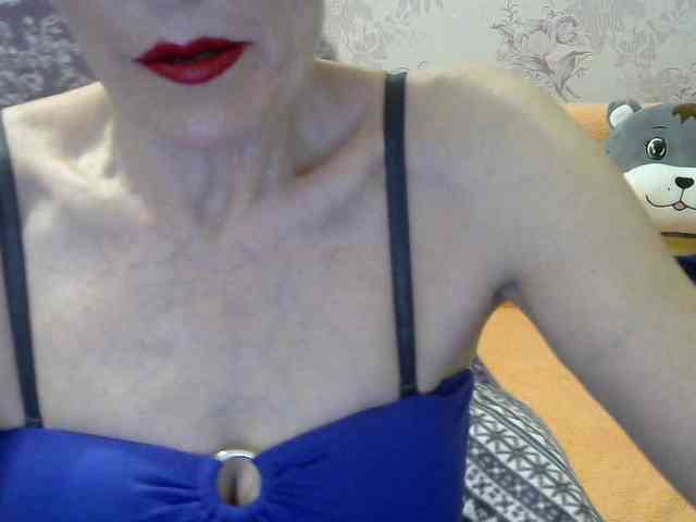 Red-Rose-777 webcam