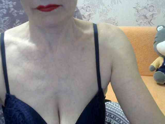 Red-Rose-777 webcam