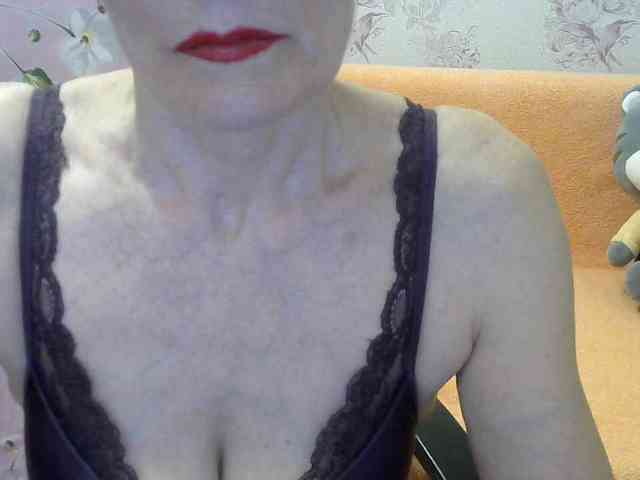 Red-Rose-777 webcam