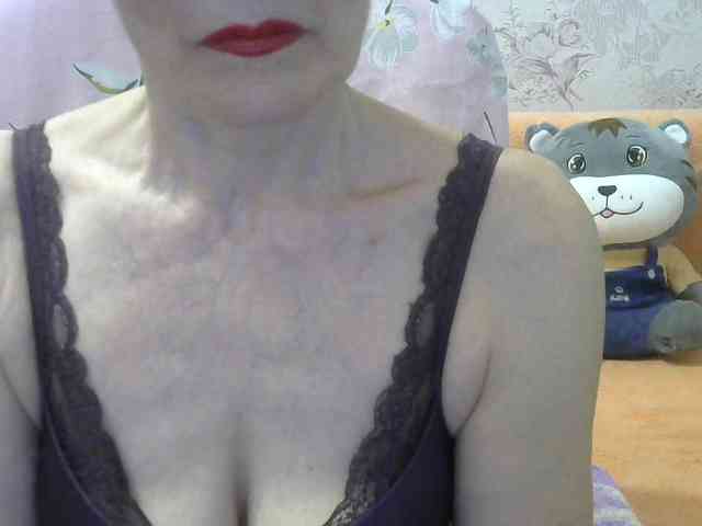 Red-Rose-777 webcam