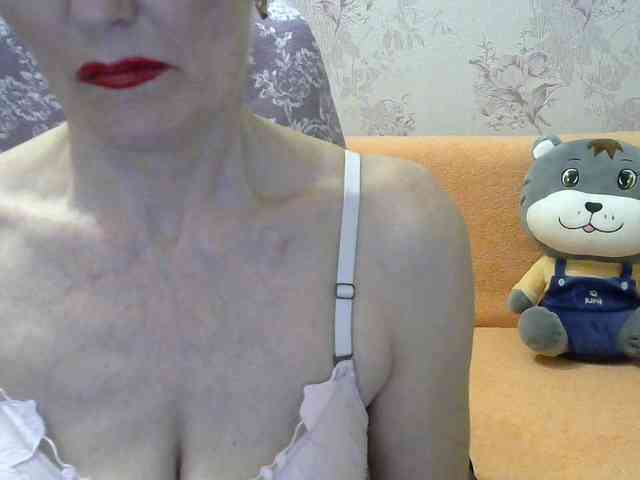 Red-Rose-777 webcam