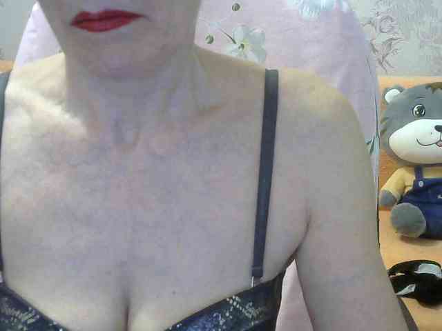 Red-Rose-777 webcam