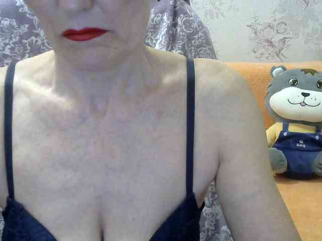 Red-Rose-777 webcam