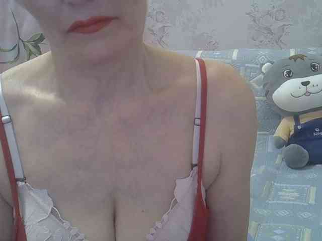 Red-Rose-777 webcam