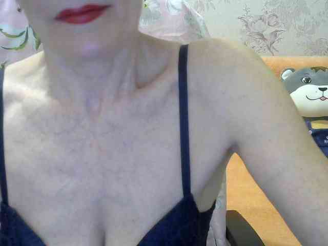 Red-Rose-777 webcam