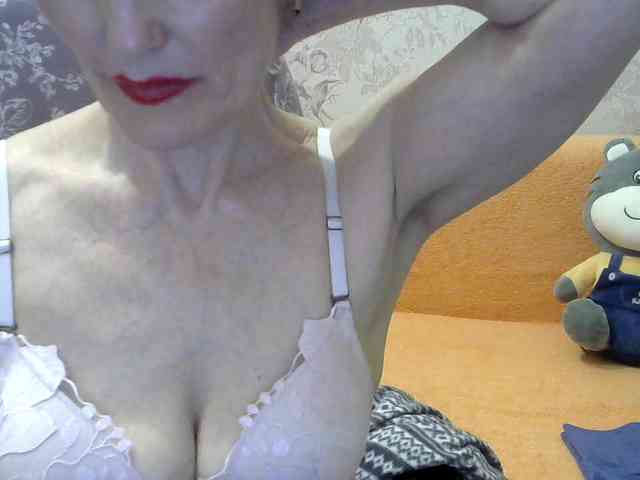 Red-Rose-777 webcam
