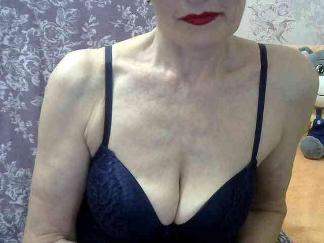 Red-Rose-777 webcam